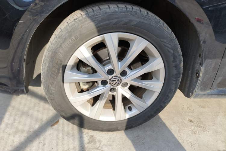 Used Volkswagen Lavida 2017 1.6L Automatic Comfort Edition