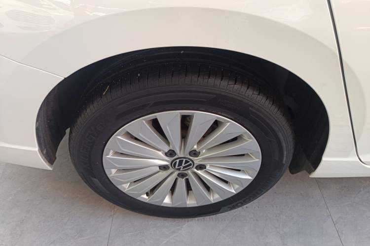 Used Volkswagen Lavida 2021 1.5L Automatic Comfort Edition
