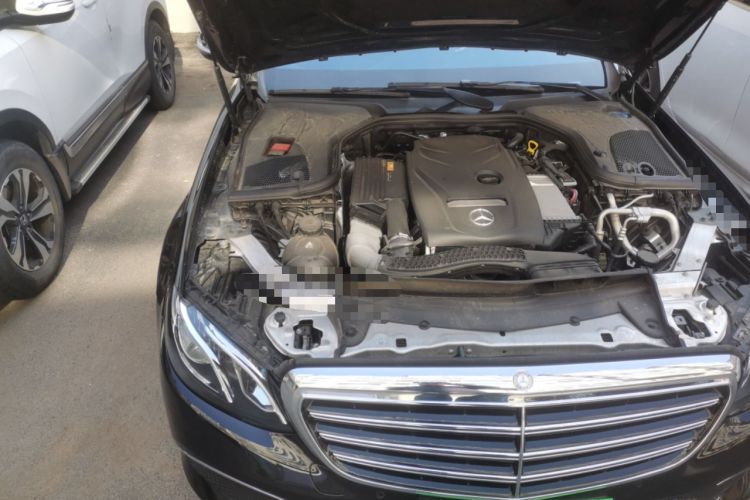 Used Mercedes-Benz E-Class 2016 E 300 L Stylish Model
