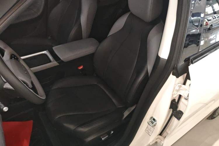 Used Dongfeng NAMMI 01 2024 New Edition 330 Plus Smart+