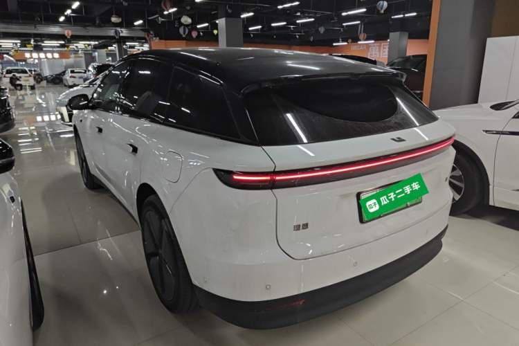 Used Li Auto Li Auto i6 2025 Model Two-Wheel-Drive Standard Type
