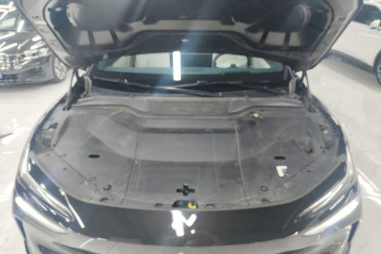 Used ONVO L60 2024 85 kWh Rear-Drive Version
