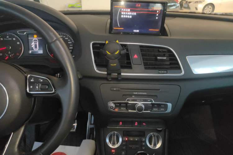 Used Audi Q3 2015 35 TFSI Comfort Model