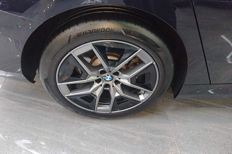 Used BMW 5 Series 2024 530Li Leading Luxury Package