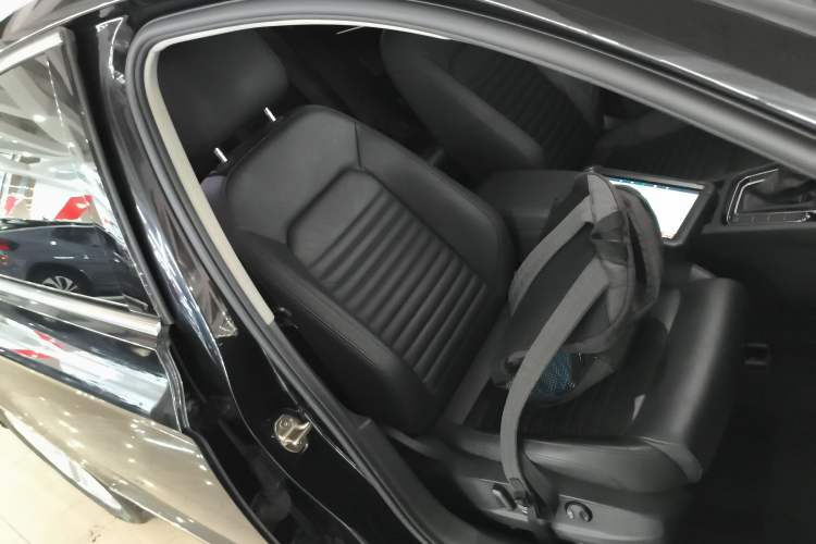 Used Volkswagen Magotan 2019 330TSI DSG Luxury Version China VI Standard
