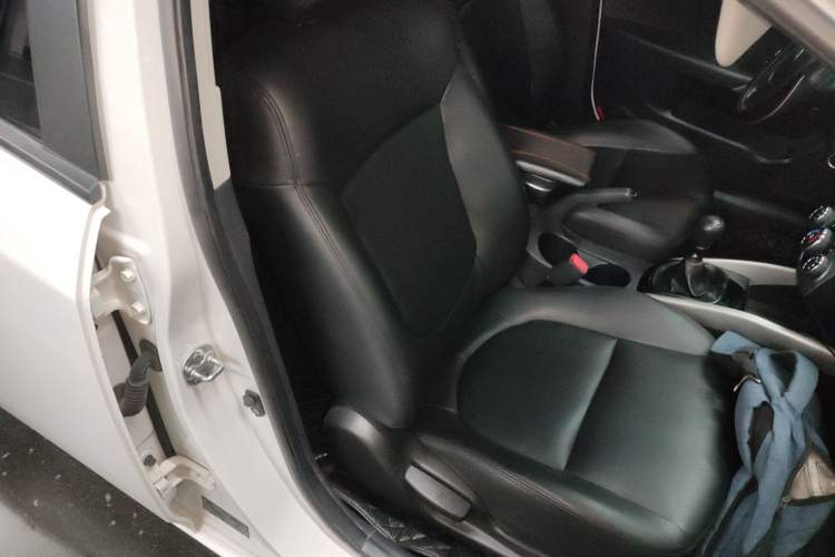 Used Kia Forte 2014 1.6L MT GL
