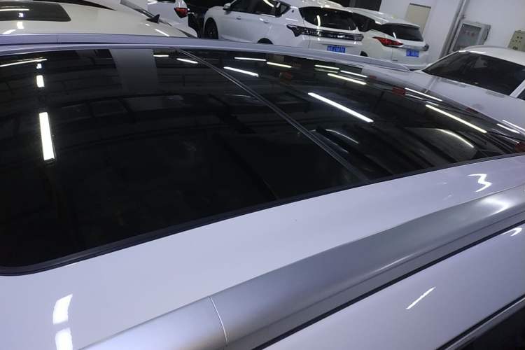 Used Geely Auto Emgrand X7 Sport 2016 1.8TD Automatic ZhiZun Version
