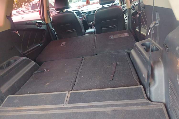 Used Dongfeng Fengon 580 2016 Revised Version 1.5T CVT Luxury Edition
