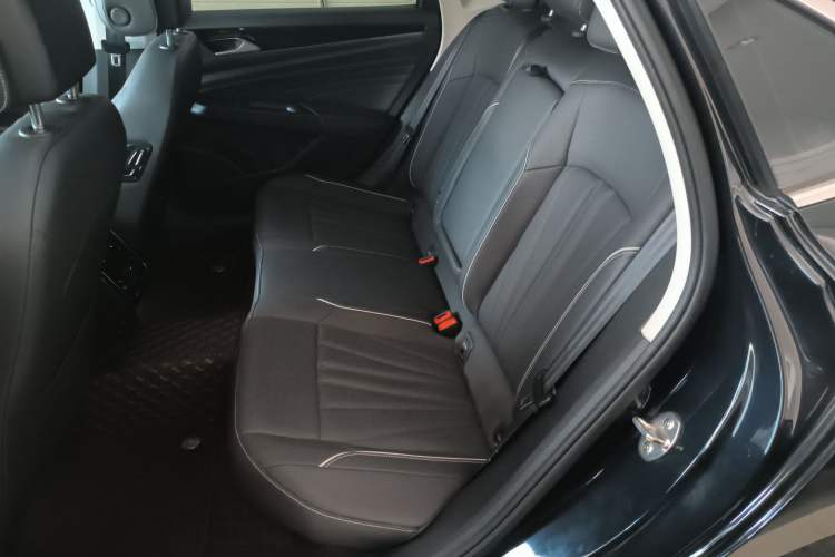 Used Volkswagen Passat 2024 330TSI Elite Edition
