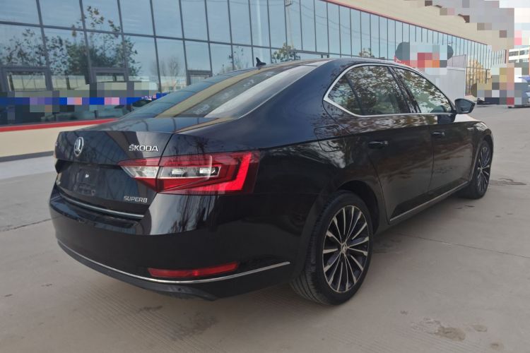 Used Skoda Superb 2016 TSI330 DSG Smart Drive Edition
