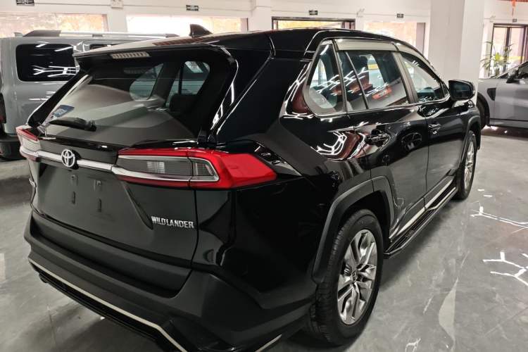 Used Toyota Wildlander 2020 2.0L CVT Two-Wheel Drive Luxury Edition