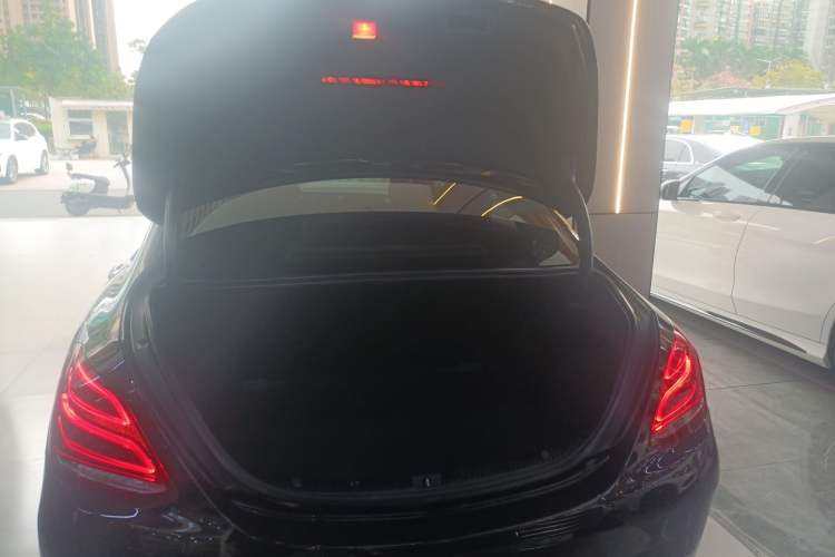 Used Mercedes-Benz C-Class 2017 C 200 L Sport Edition
