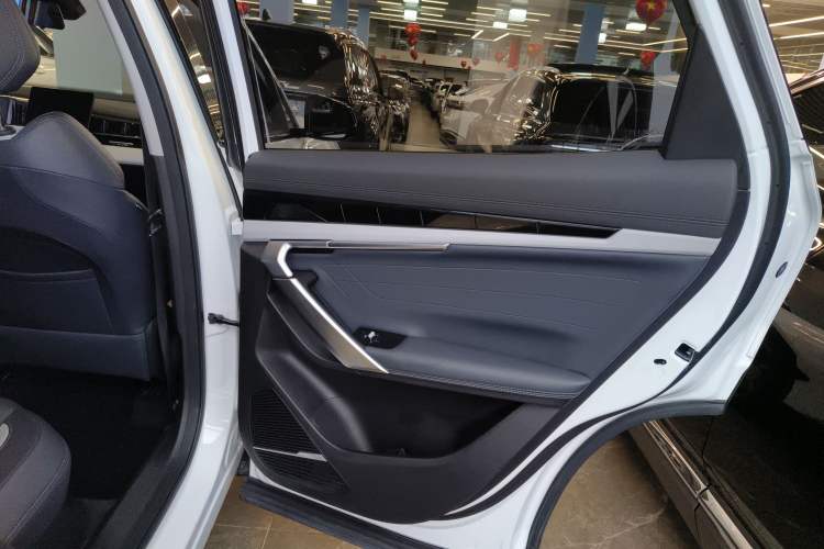 Used Geely Auto FX11 2024 1.5TD DCT Prestige Edition
