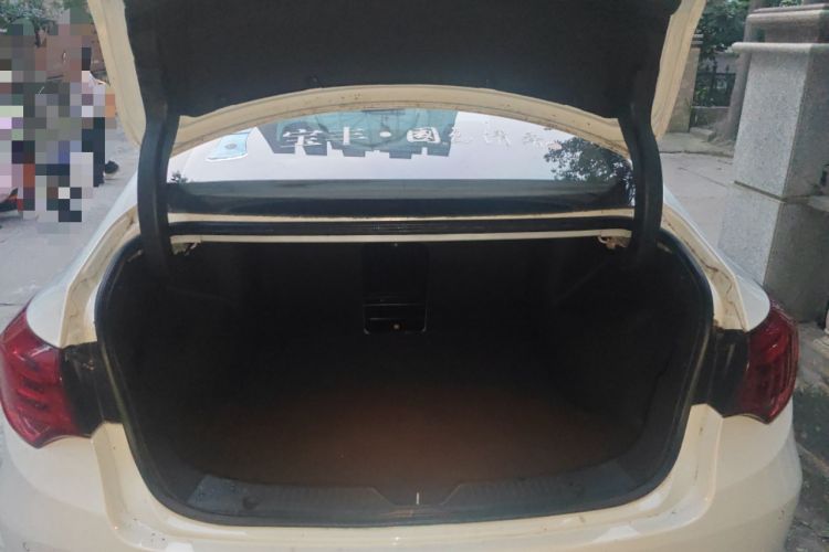 Used GAC Trumpchi GA6 2016 235T DCT Elite Edition
