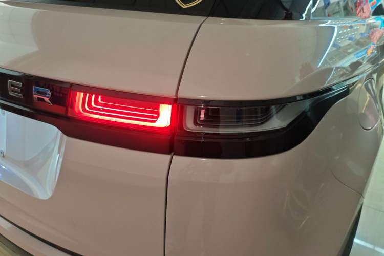 Used Land Rover Range Rover Evoque 2022 Aurora L 249 PS R-Dynamic Luxury Edition