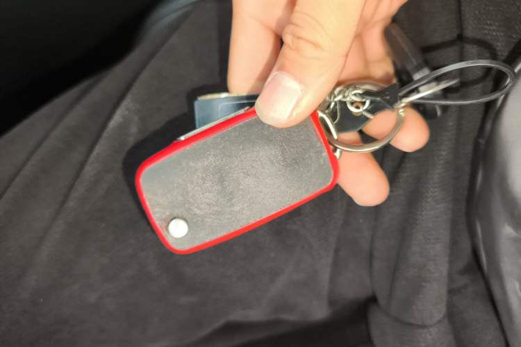 Used Volkswagen Sagitar 2017 230TSI Automatic Comfort Version
