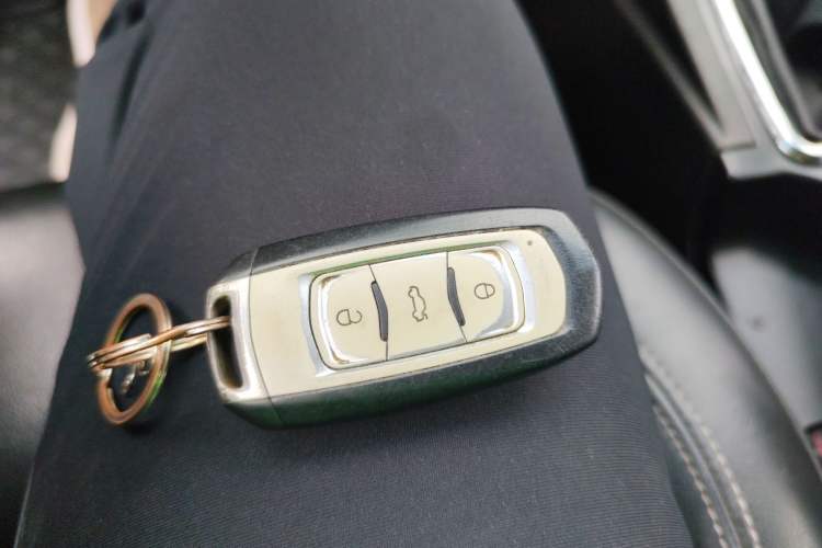 Used Geely Auto Emgrand 2016 Sedan 1.5L Manual Upward Edition
