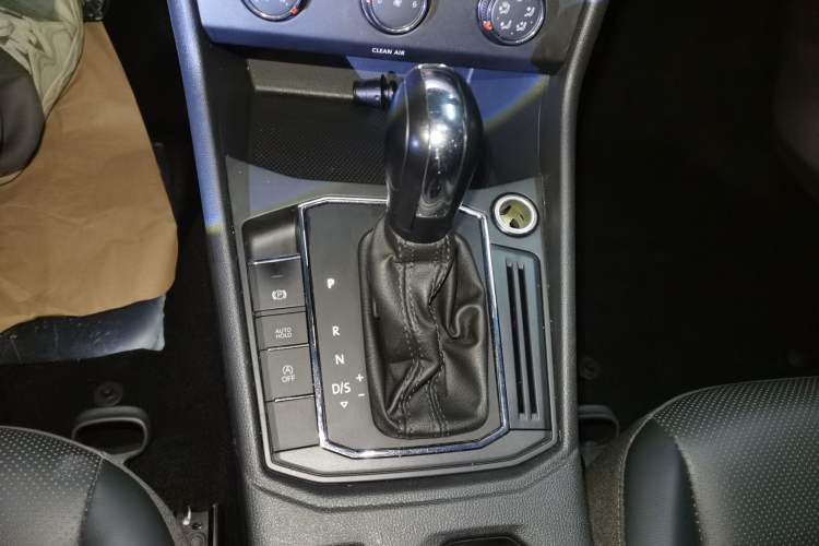 Used Volkswagen Lavida 2021 1.5L Automatic Comfort Edition
