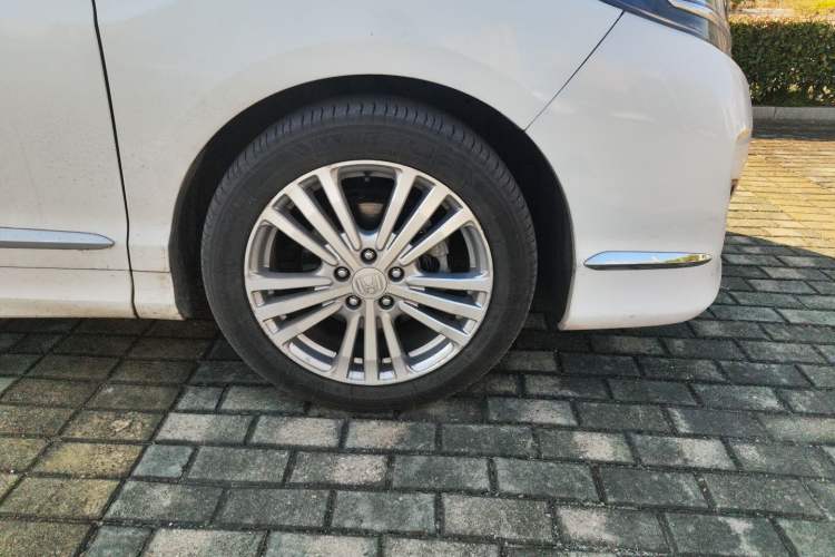 Used Honda Elysion 2016 2.4L Supreme Edition
