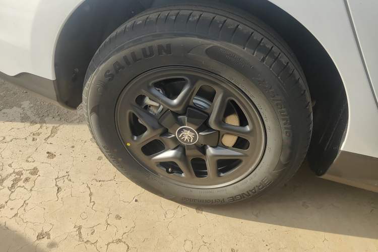 Used BYD Qin PLUS 2025 DM-i Smart Drive 55KM Leading Model
