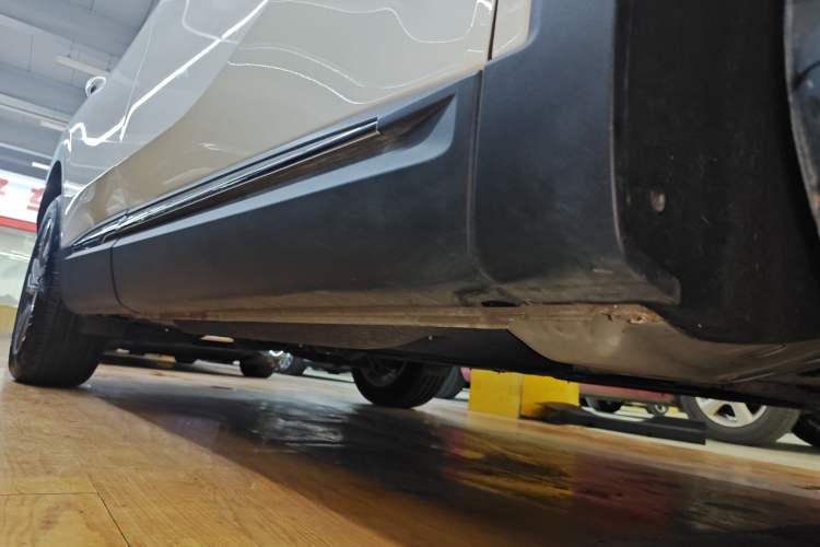 Used Buick Envision 2022 Encore S 552T Two-Wheel Drive Elite Model
