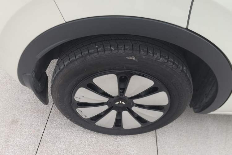 Used Wuling Bingo 2023 333 km Lingxi Connected Version
