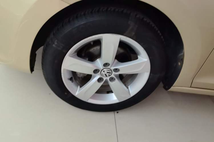 Used Volkswagen Santana 2015 1.6L Automatic Comfort Edition