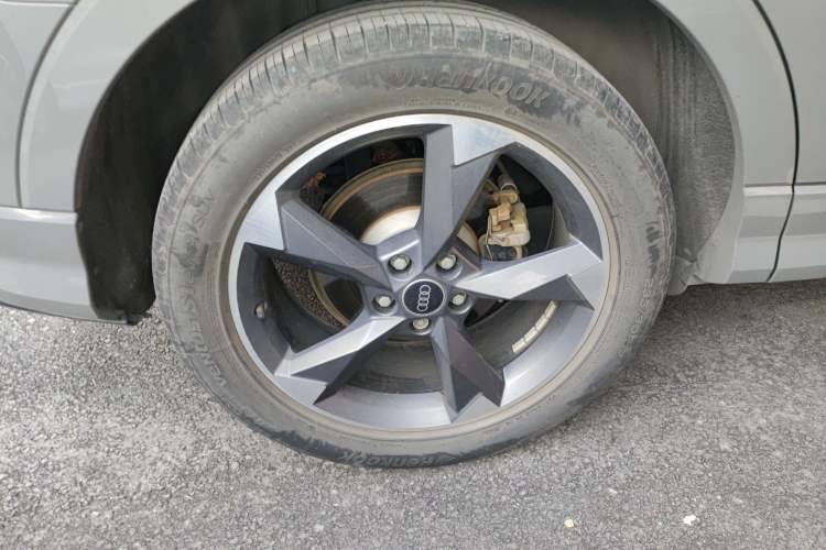 Used Audi Q3 2024 35 TFSI Fashion Dynamic Edition
