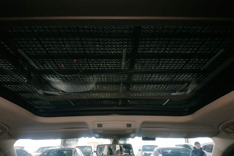 Used Volkswagen Tayron 2019 330TSI Two-Wheel-Drive Luxury Version China V Emission Standard