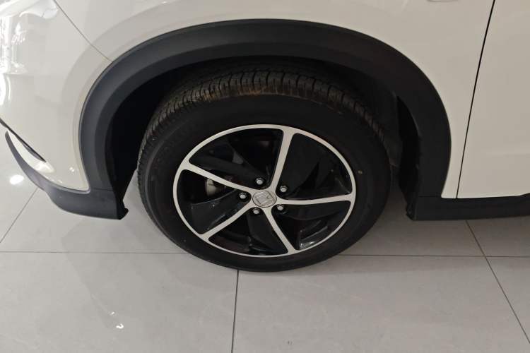 Used Honda Vezel 2020 1.5L CVT Pioneer Edition