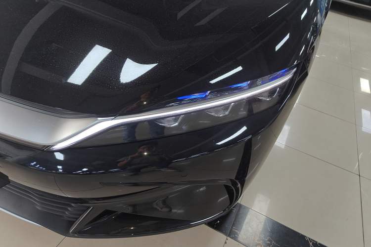 Used BYD Han 2025 EV Intelligent Driving Edition 605KM Prestige Model
