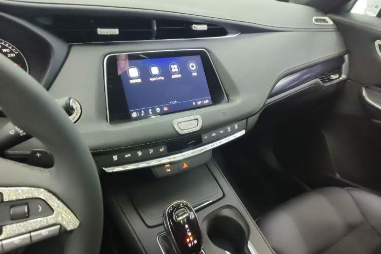 Used Cadillac XT4 2021 28T Two-Wheel Drive Tech Edition