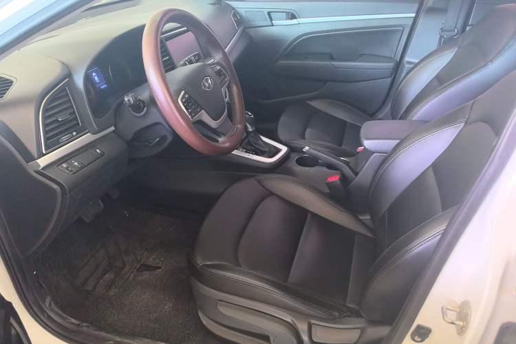 Used Hyundai Elantra 2016 1.6L Automatic ZhiXuan – Elite Version