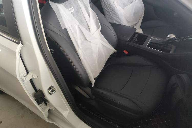 Used Roewe i5 2023 1.5L CVT Luxury Edition