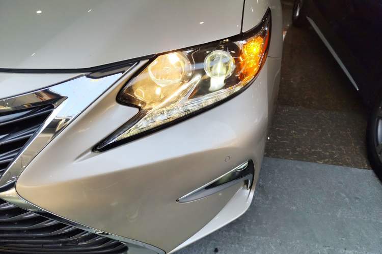 Used Lexus ES 2015 200 Elite Edition
