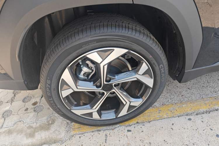 Used Geely Auto FX11 2024 1.5TD DCT Prestige Edition
