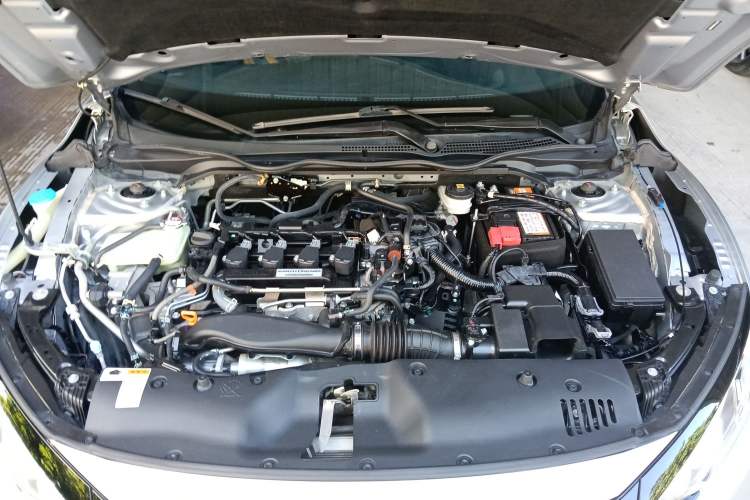 Used Honda Civic 2016 220TURBO CVT Luxury Edition
