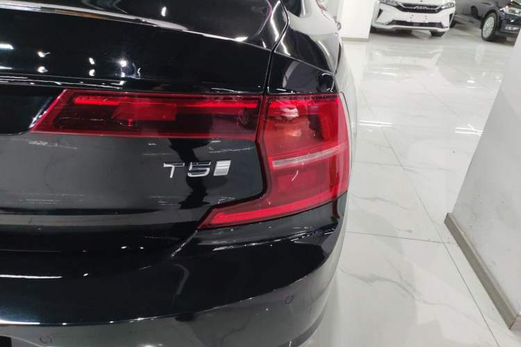Used Volvo S90 2020 T5 Zhiyuan Luxury Edition