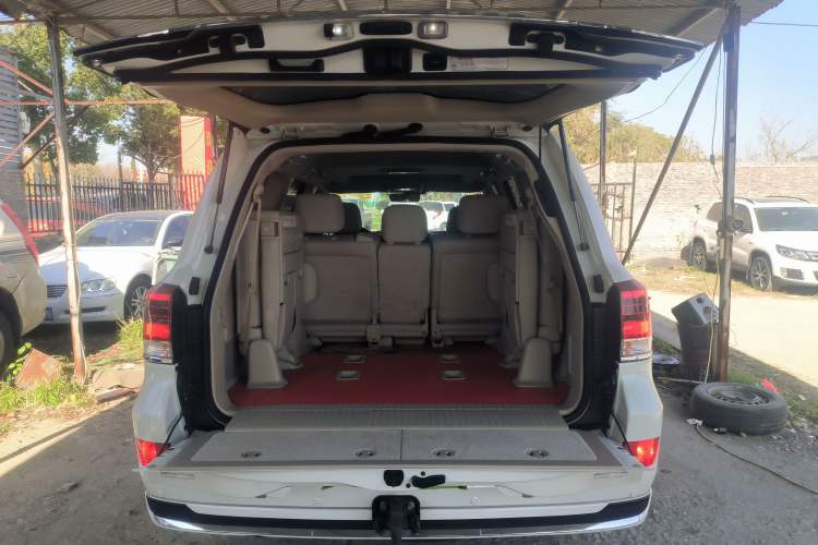 Used Toyota Land Cruiser 2019 4.6L GX-R Middle East Version
