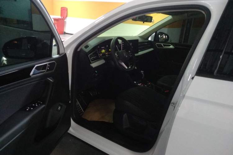 Used Volkswagen Tiguan L 2023 330TSI Automatic Two-Wheel Drive Comfort Edition