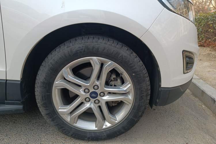 Used Ford Edge 2016 EcoBoost 245 Two-Wheel-Drive Titanium 7-Seater