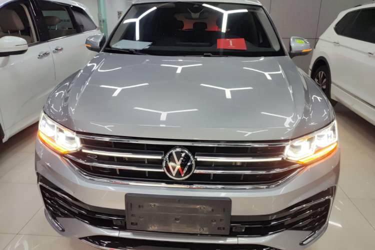 Used Volkswagen Tiguan L 2022 330TSI Automatic Two-Wheel Drive R-Line Flagship Edition
