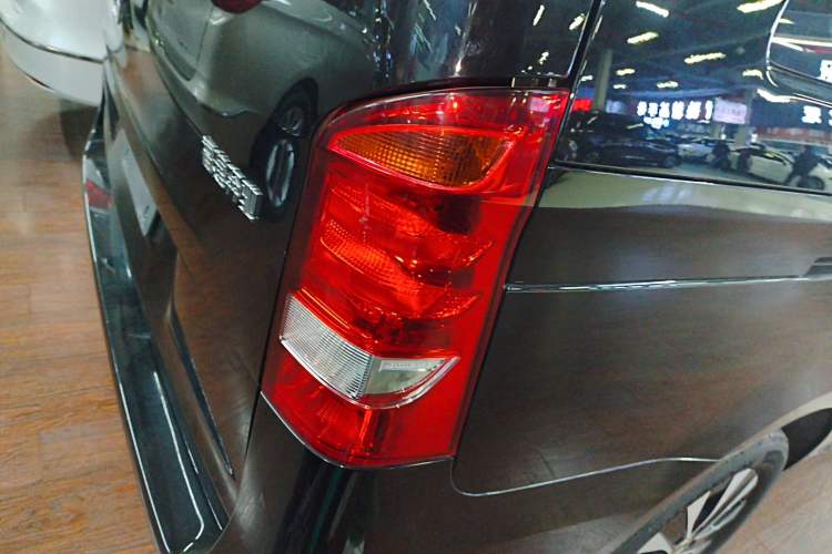 Used Mercedes-Benz Vito 2021 2.0T Elite Version 7 Seats