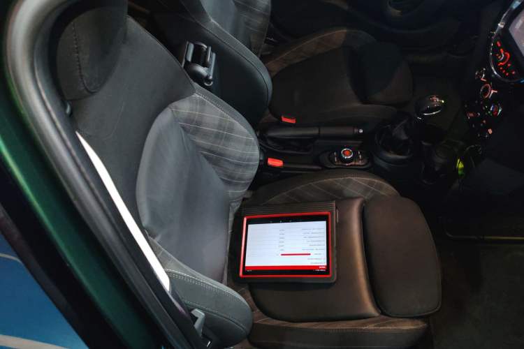 Used  MINI 2016 1.5T COOPER Five-Door Edition
