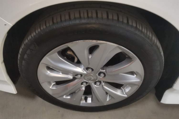 Used Honda Jade 2020 1.8L automatic Comfort version
