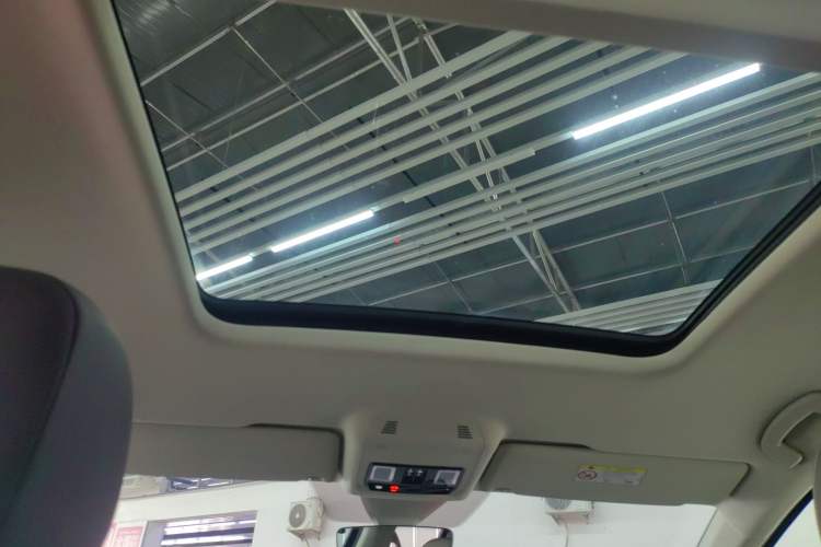 Used Volkswagen Viloran 2024 380TSI Luxury Edition
