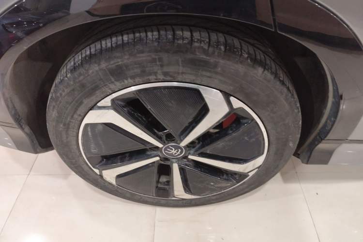 Used BYD Song L EV 2025 Intelligent Driving Version 662 km LiDAR Excellence Edition