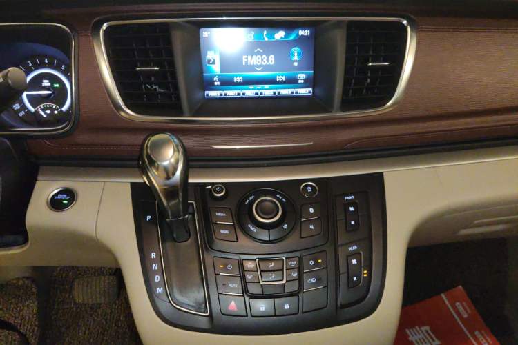 Used Buick GL8 2017 25S Comfort Version China V Standard
