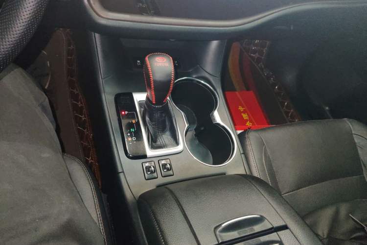 Used Toyota Highlander 2015 2.0T Four-Wheel Drive Luxury Edition 7-Seater
