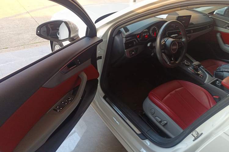 Used Audi A4L 2018 30th Anniversary Edition 40 TFSI Trendy Model